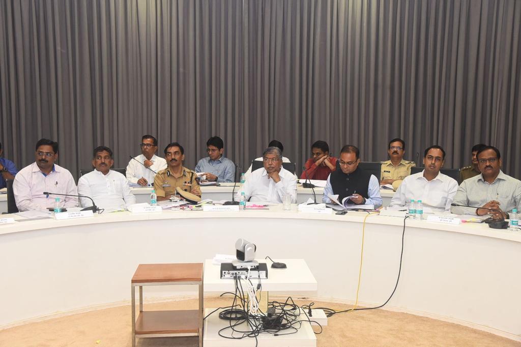 नवीन कात्रज बोगदा ते नवले पुलादरम्यानच्या अपघातांची कारणे शोधून त्वरित आवश्यक उपाययोजना करा -पालकमंत्री चंद्रकांत पाटील