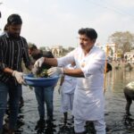 इंद्रायणी नदी स्वच्छतेसाठी महापौरांचा प्रत्यक्ष सहभाग.